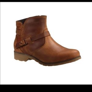 Teva De La Vina Brown Waterproof Leather Side Zip Ankle Boots - Brown US 8